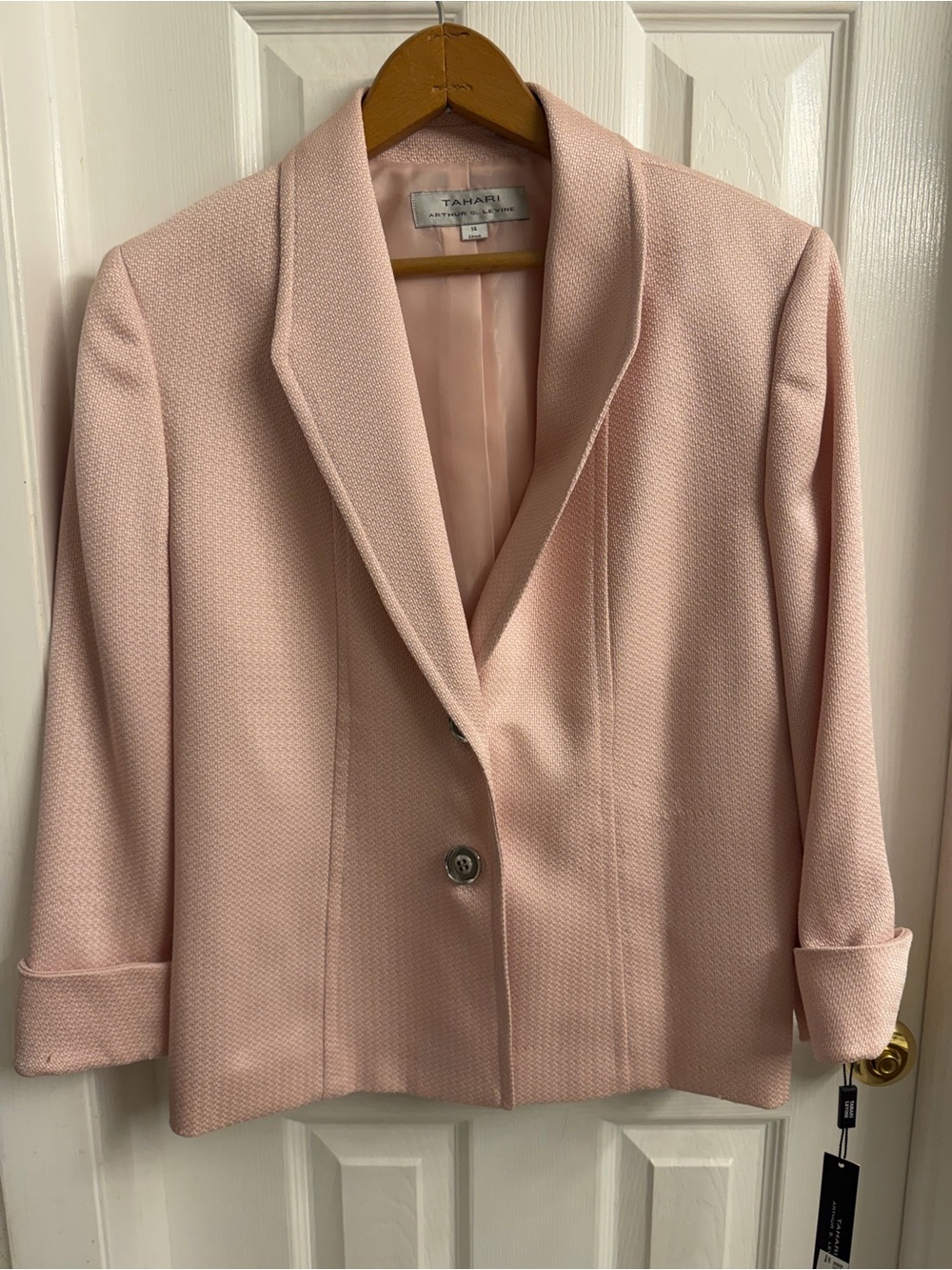 Tahari Soft Blush Textured Blazer Jacket